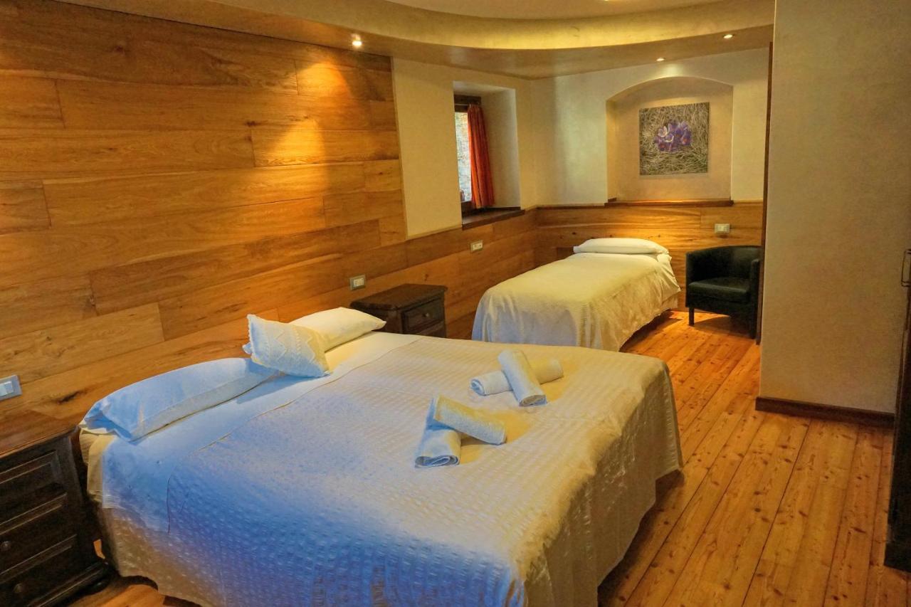 Pensione Albergo Diffuso Ceaglio Valle Maira Мармора Экстерьер фото