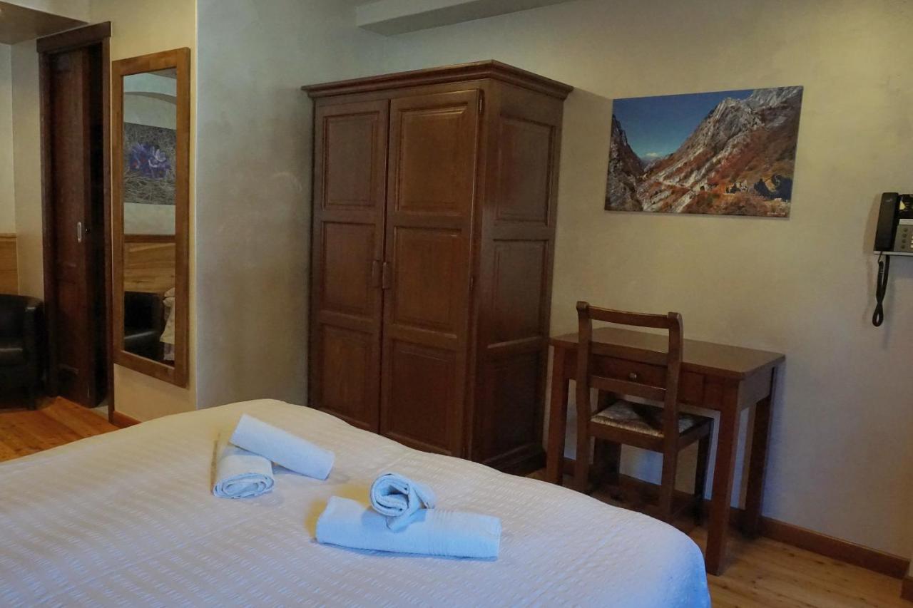 Pensione Albergo Diffuso Ceaglio Valle Maira Мармора Экстерьер фото