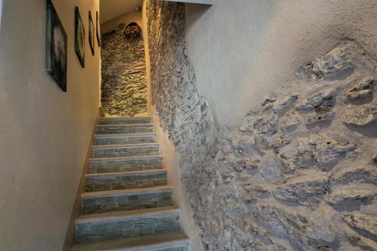 Pensione Albergo Diffuso Ceaglio Valle Maira Мармора Экстерьер фото