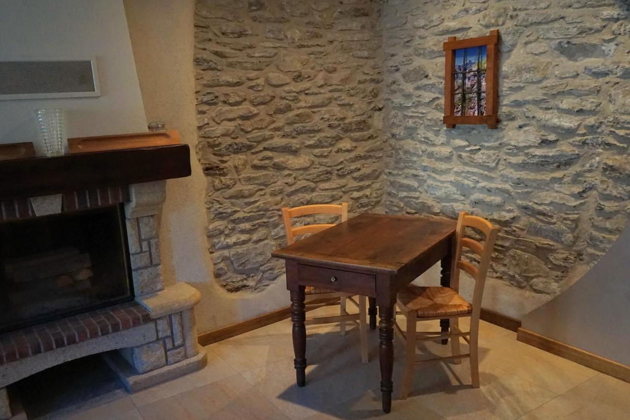 Pensione Albergo Diffuso Ceaglio Valle Maira Мармора Экстерьер фото